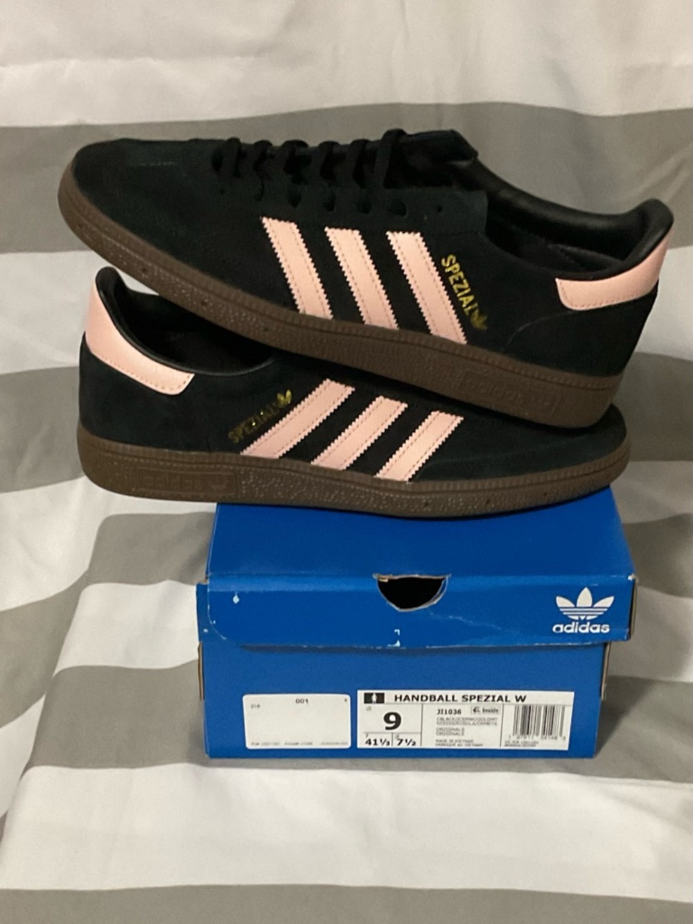 Adidas Handball Spezial Women’s size 9/8Y New w/ Box #54